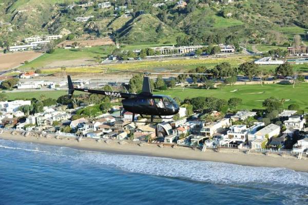 Lite Flight - Ultimate Helicopter Tour of Los Angeles - Image 1