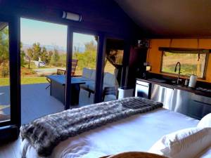 Lite Flight - Private Helicopter Hideaway - Helicopter Glamping Experience - Image 8