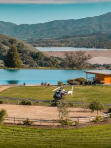 Lite Flight - Grimm’s Bluff Winery Helicopter Experience - Image 2